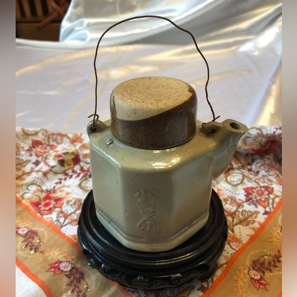 Vintage Hexagon Personal Japanese Tea Pot - Picture 11 of 12